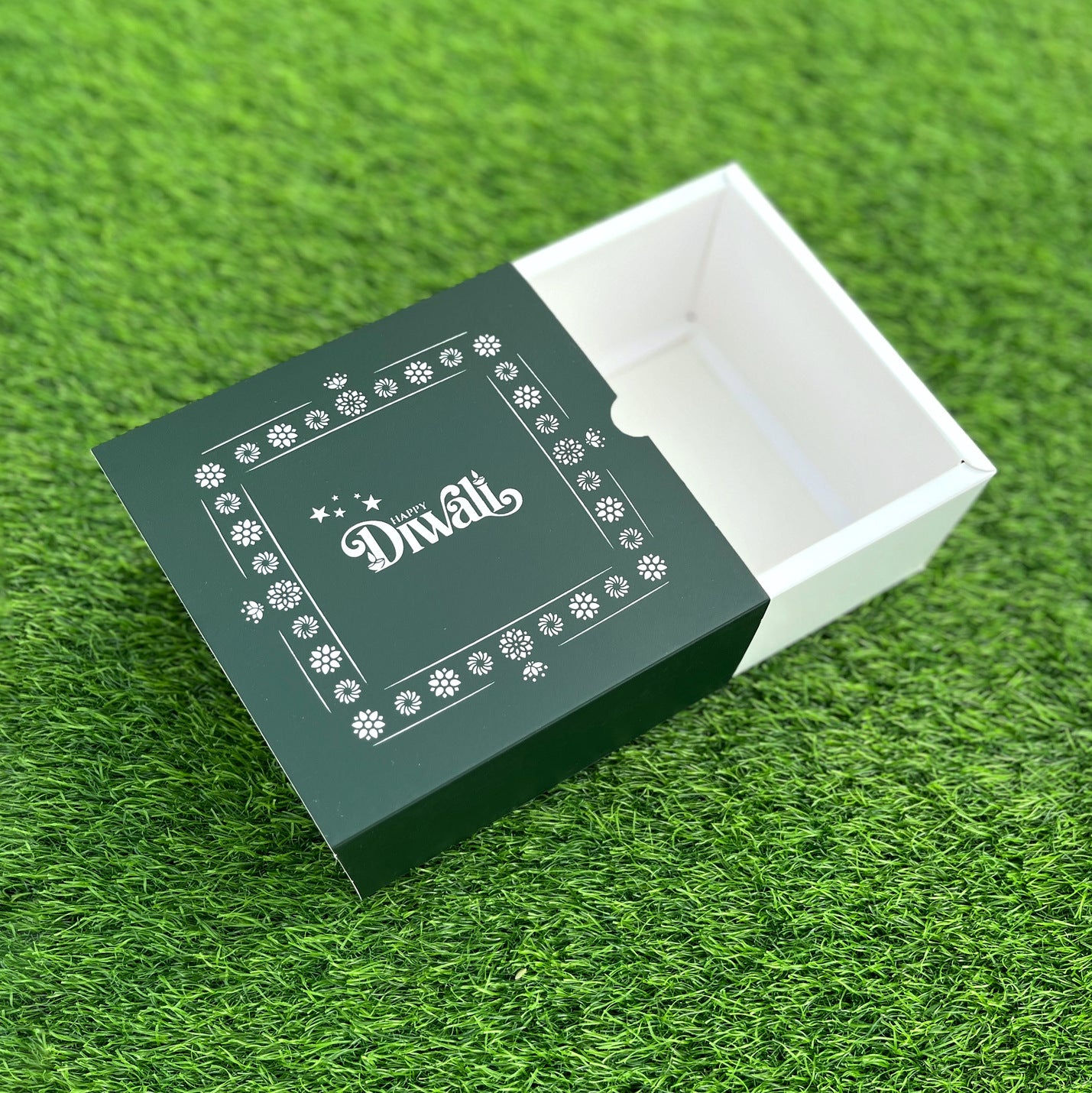 6 X 6 X 3.25 DIWALI 25 (SC) SLIDE BOX