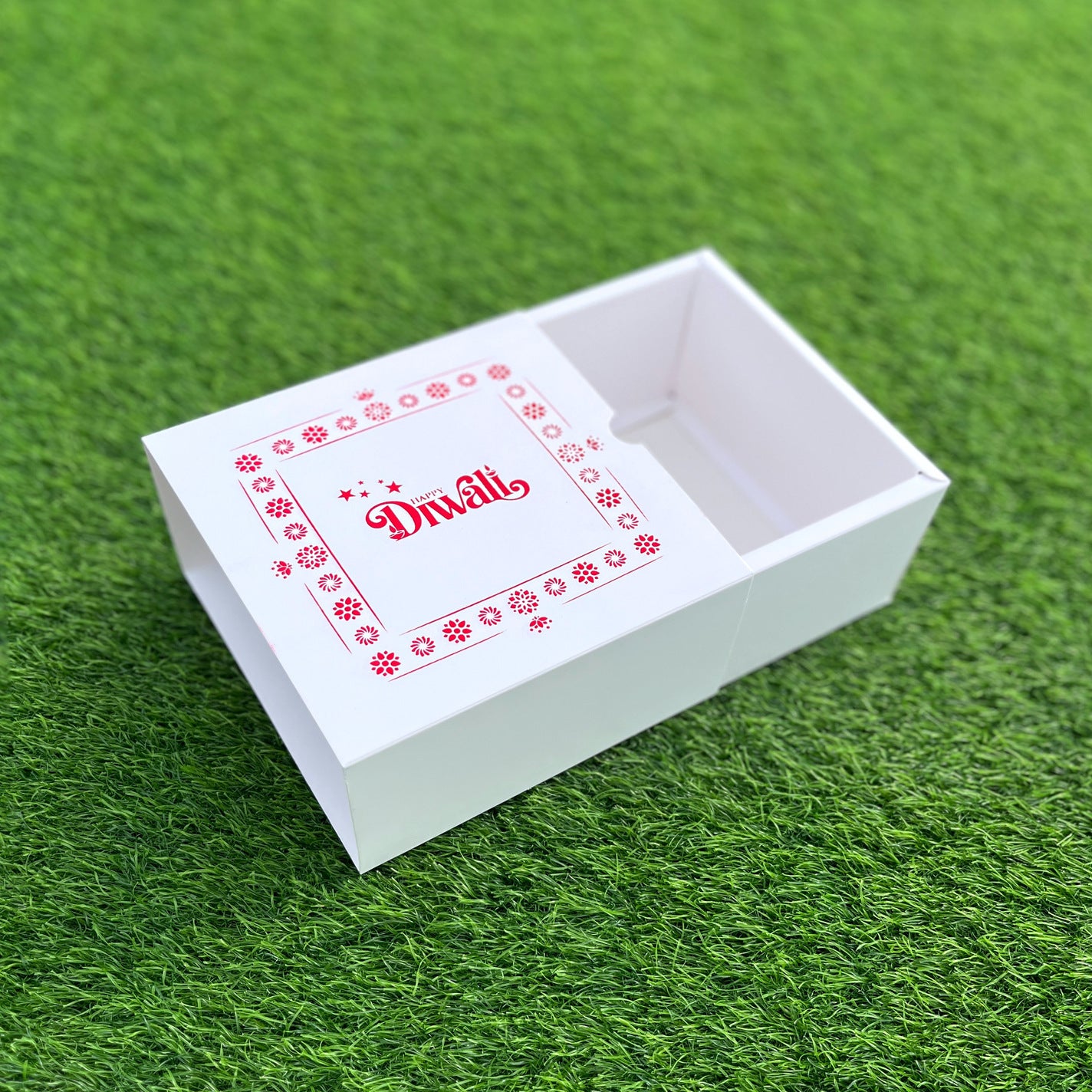6 X 6 X 3.25 DIWALI 25 (SC) SLIDE BOX