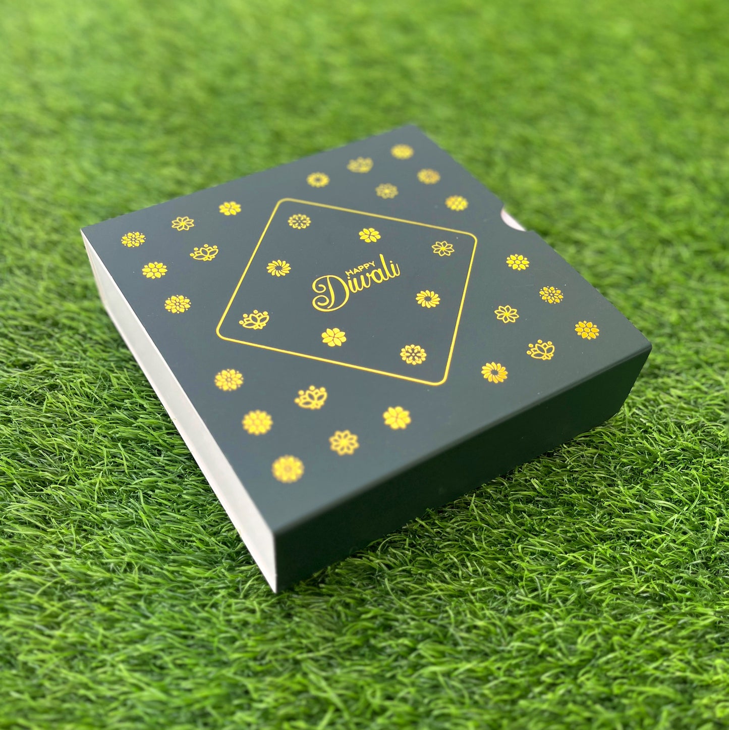 6 X 6 X 2 DIWALI 25 (G) SLIDE BOX