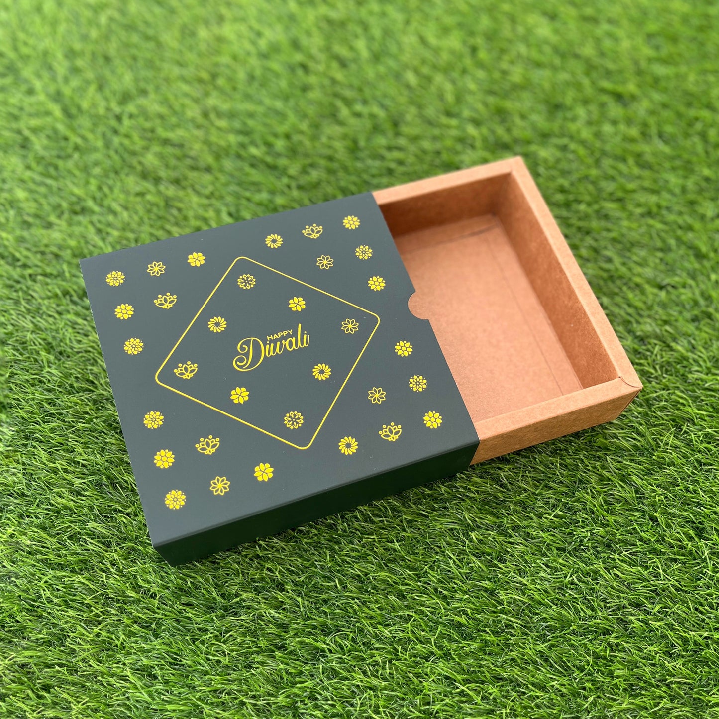 6 X 6 X 2 DIWALI 25 (G) SLIDE BOX