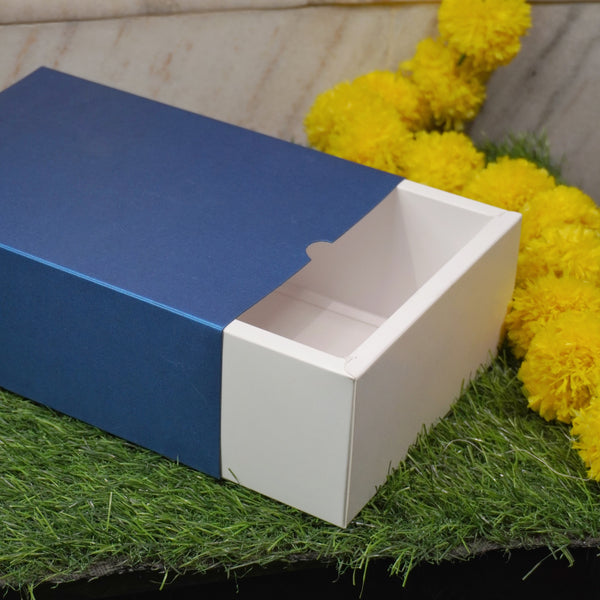 9 X 6 X 3.25 METALLIC FESTIVE SLIDE BOX