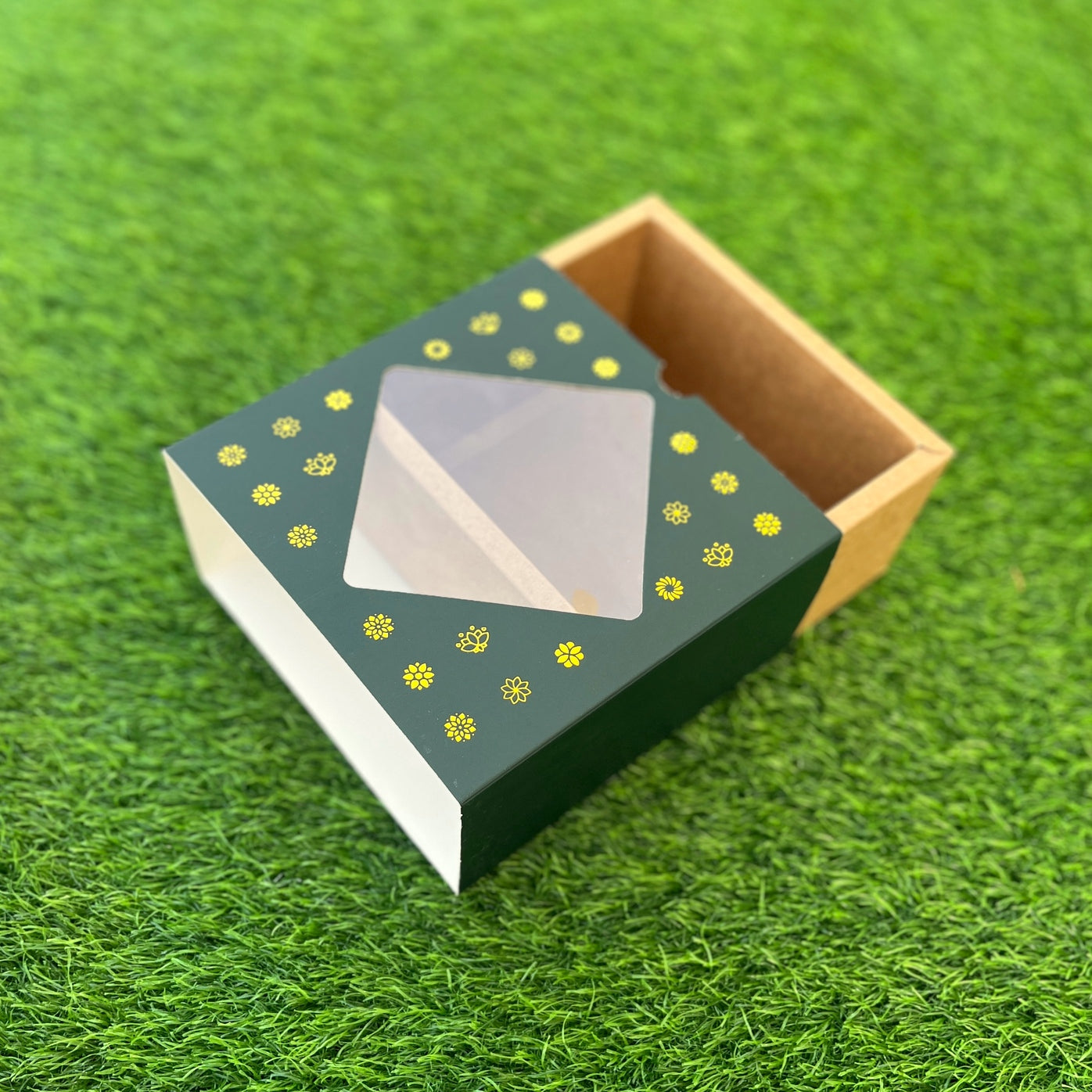 6 X 6 X 3.25 DIWALI 25 (G) SLIDE WINDOW BOX
