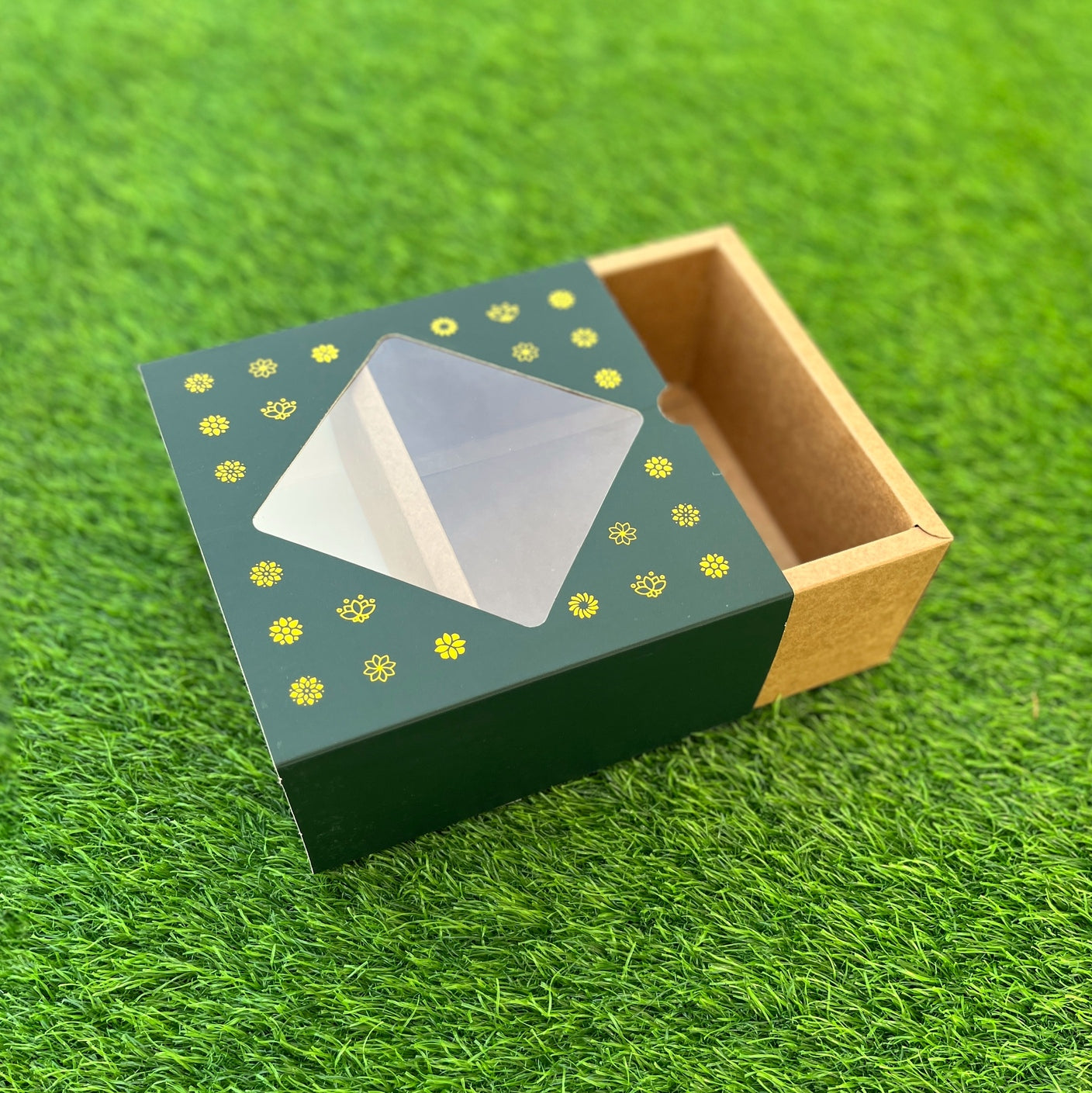 6 X 6 X 3.25 DIWALI 25 (G) SLIDE WINDOW BOX