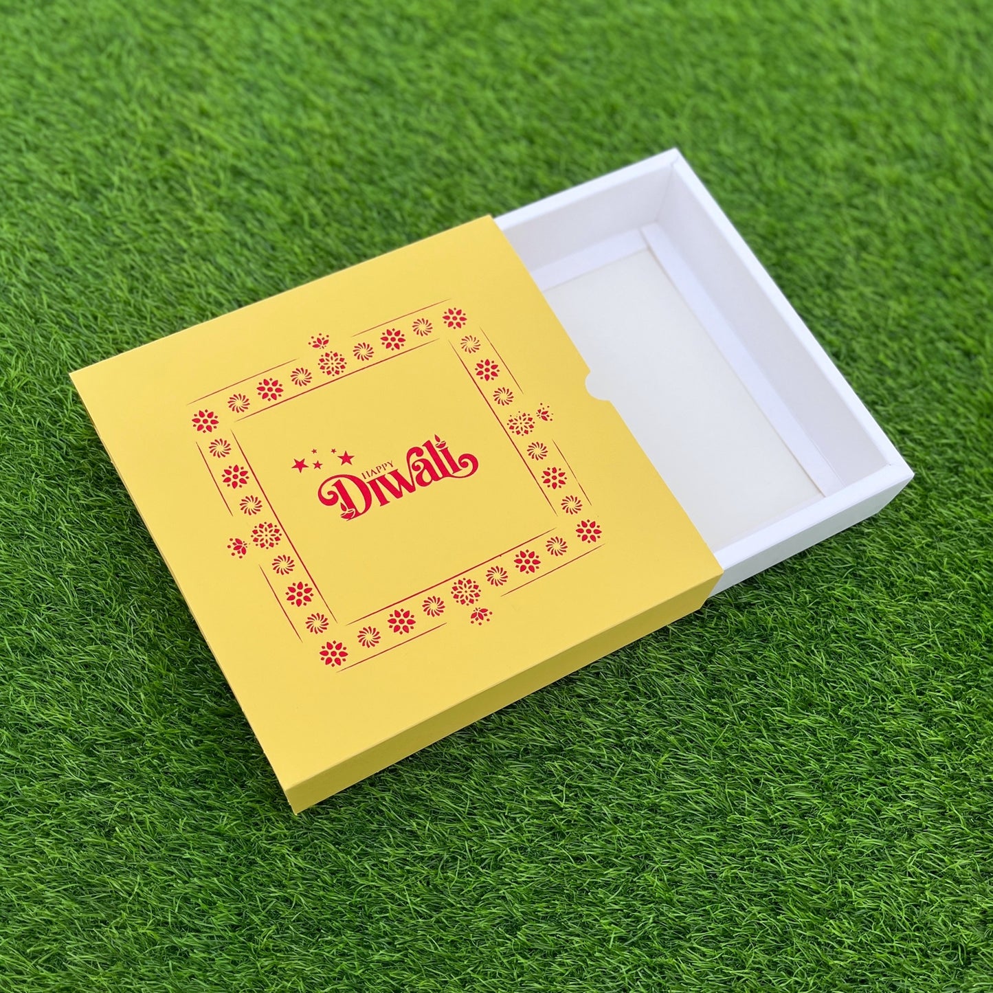 9 X 9 X 2 DIWALI 25 (SC) SLIDE BOX