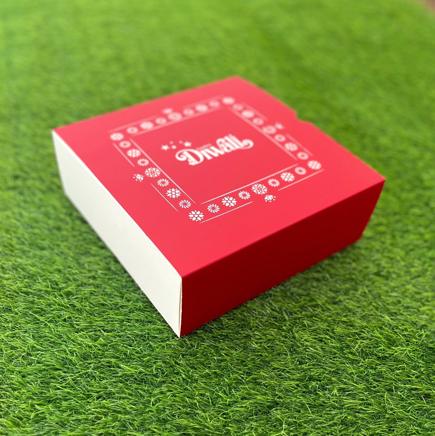 9 X 9 X 3.25 DIWALI 25 (SC) SLIDE BOX