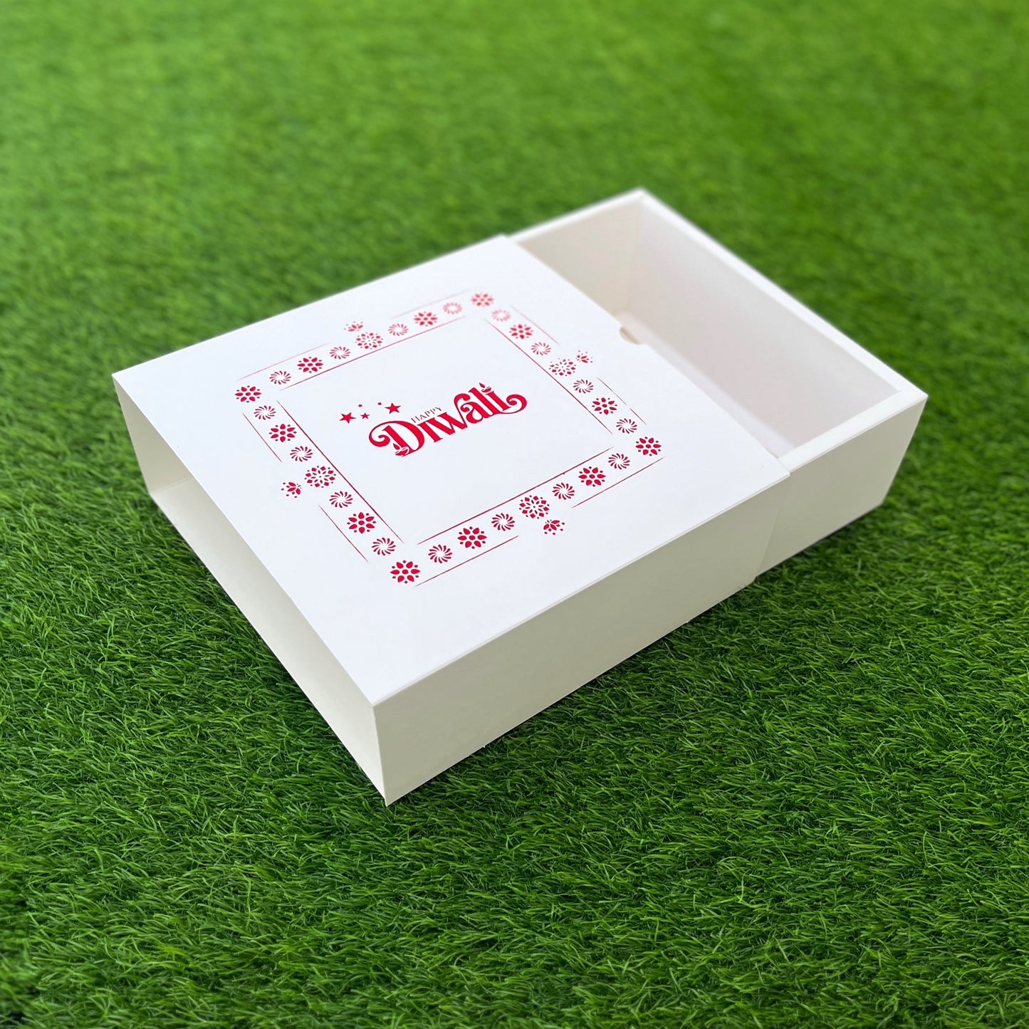 9 X 9 X 3.25 DIWALI 25 (SC) SLIDE BOX
