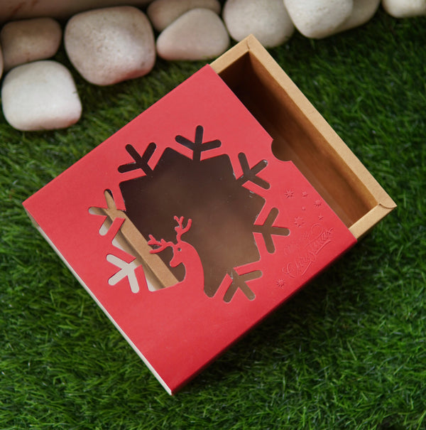 FESTIVE SLIDE BOX (6 X 6 X 3.25) REINDEER WINDOW