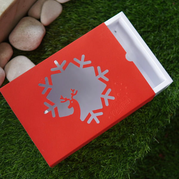 FESTIVE SLIDE BOX (9 X 6 X 3.25) REINDEER WINDOW