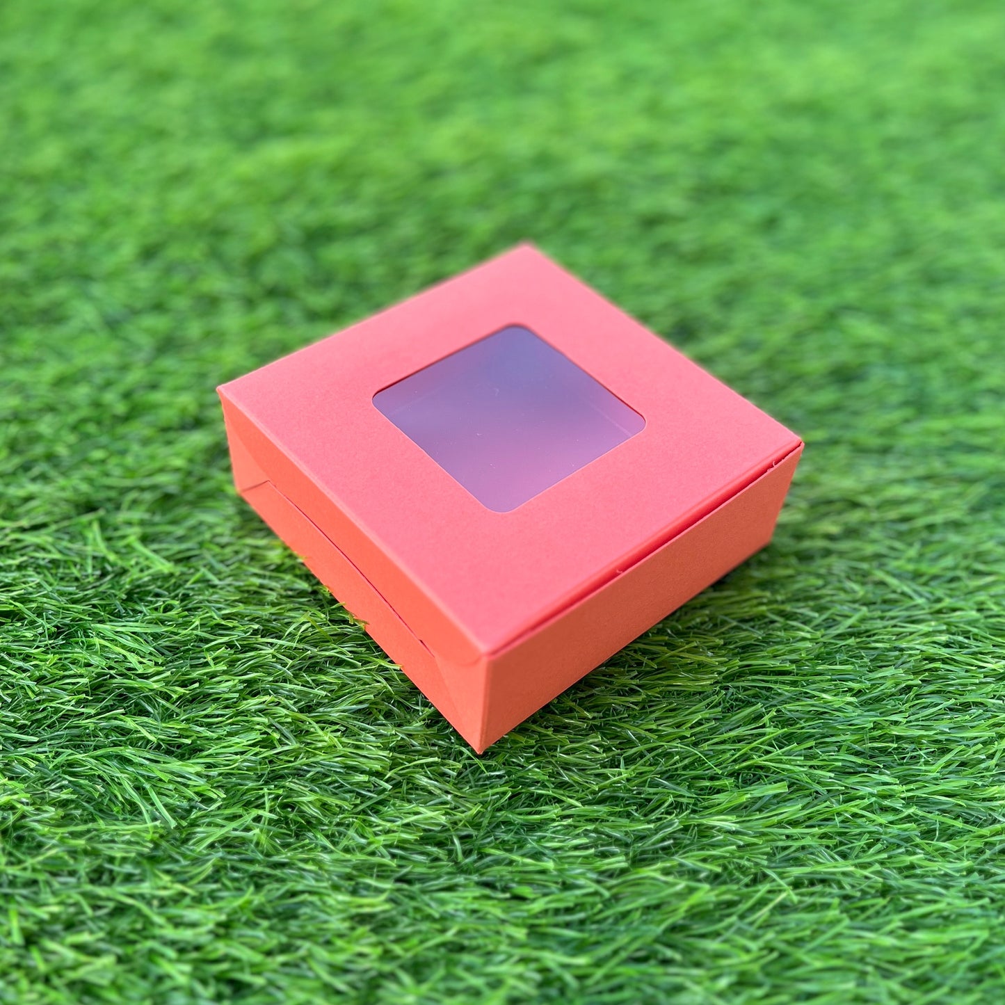 BIG PC BROWNIE WINDOW BOX