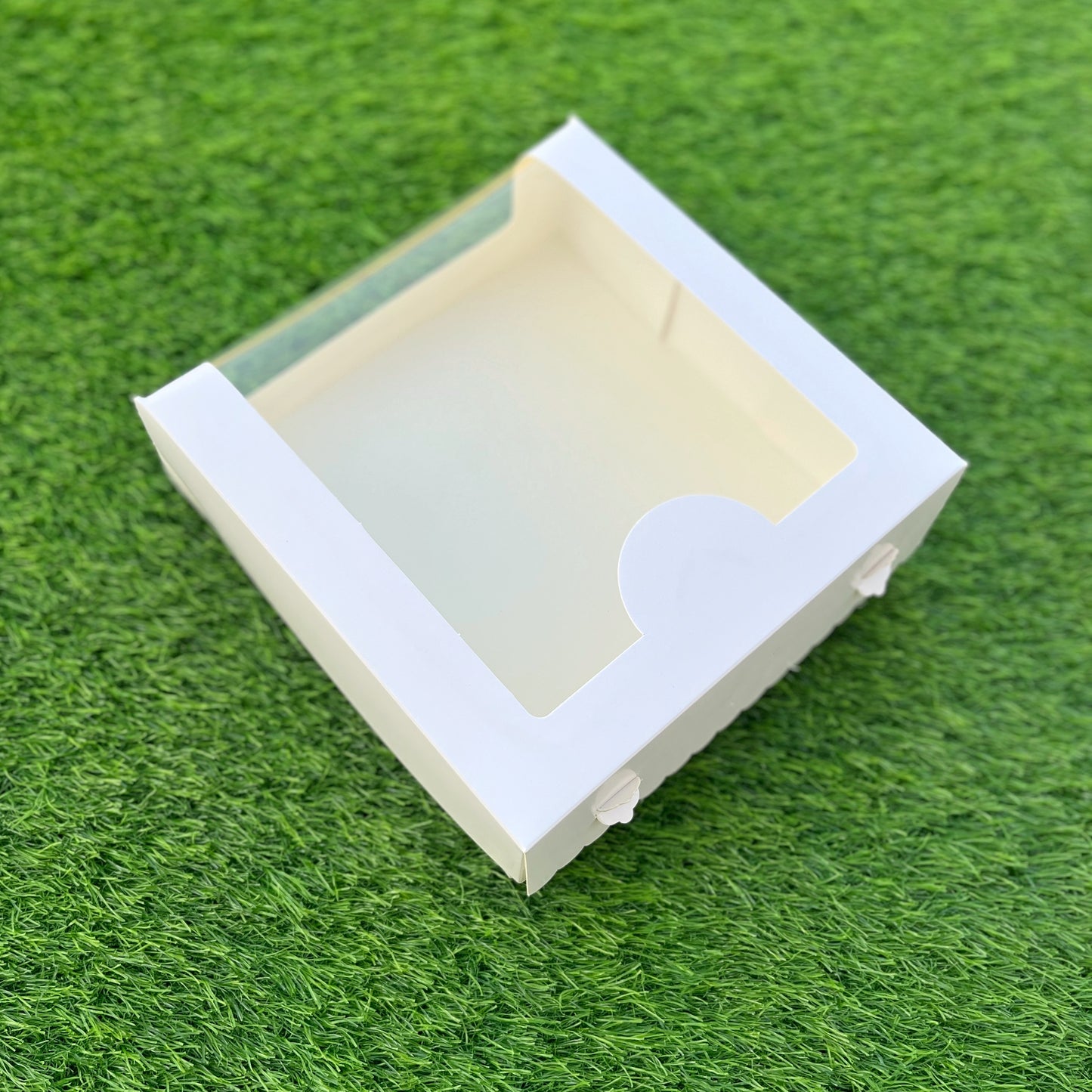 9 PC CUPCAKE WINDOW BOX