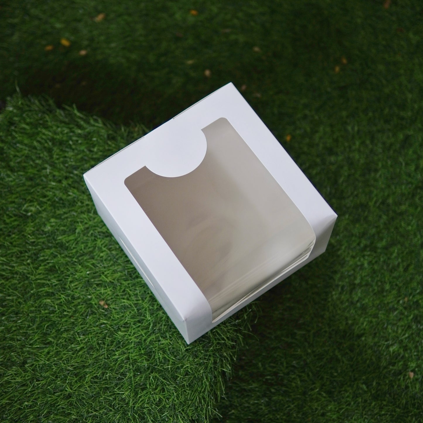 WHITE DUAL WINDOW CAKE BOX