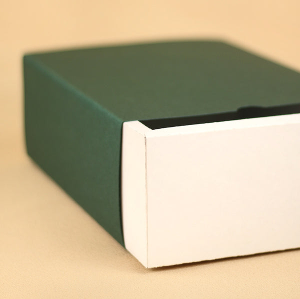 FESTIVE SLIDE BOX (9 X 6 X 3.5)