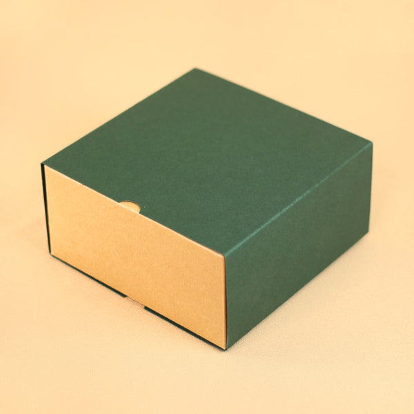 FESTIVE SLIDE BOX (6 X 6 X 3.5)