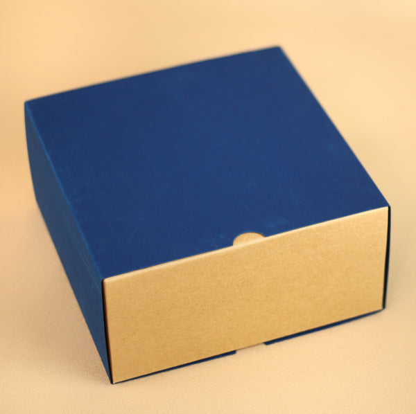 FESTIVE SLIDE BOX (6 X 6 X 3.5)