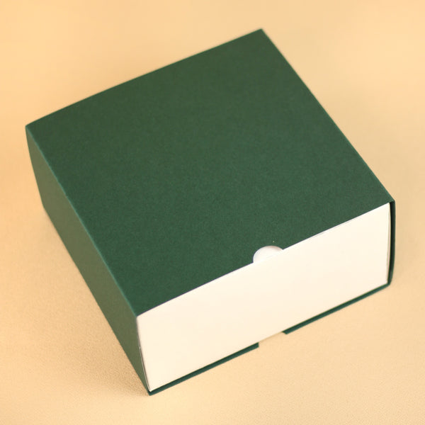 FESTIVE SLIDE BOX (6 X 6 X 3.5)