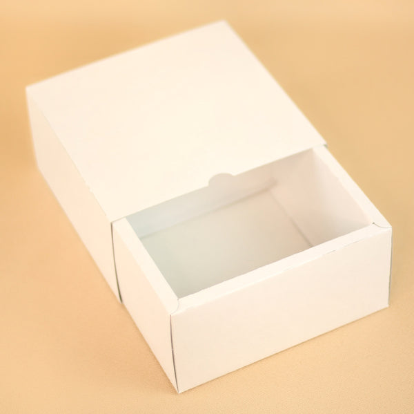FESTIVE SLIDE BOX (6 X 6 X 3.5)