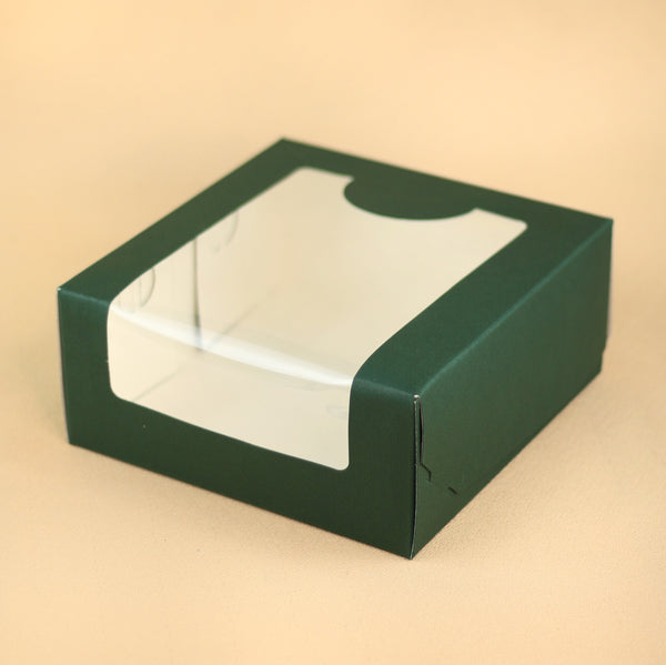 SHORT CAKE WINDOW BOX