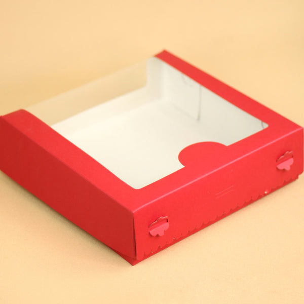 SHORT CAKE WINDOW BOX