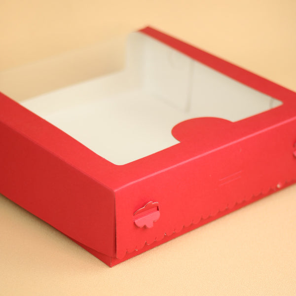 SHORT CAKE WINDOW BOX