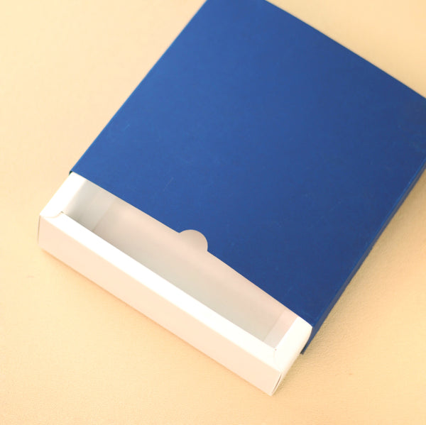 FESTIVE SLIDE BOX (6 X 6 X 2)