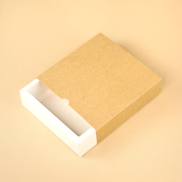 FESTIVE SLIDE BOX (6 X 6 X 2)
