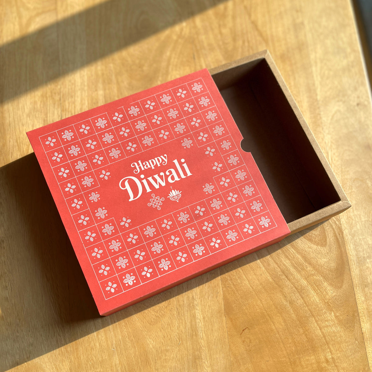 9 X 9 X 2 DIWALI 26 (SC) SLIDE BOX