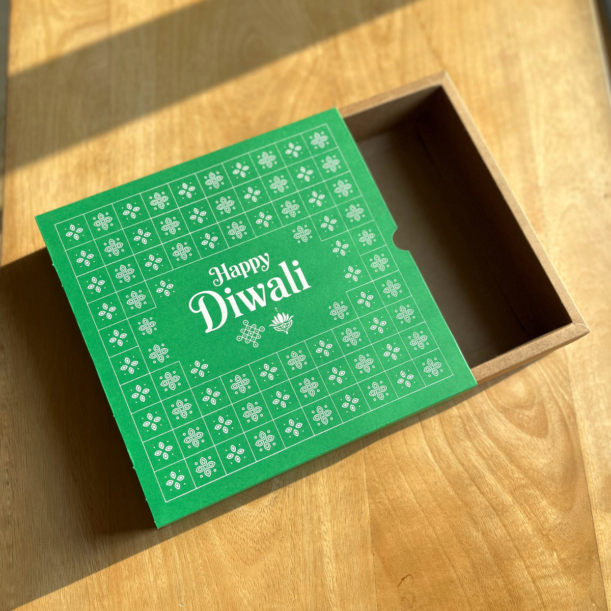 9 X 9 X 2 DIWALI 26 (SC) SLIDE BOX