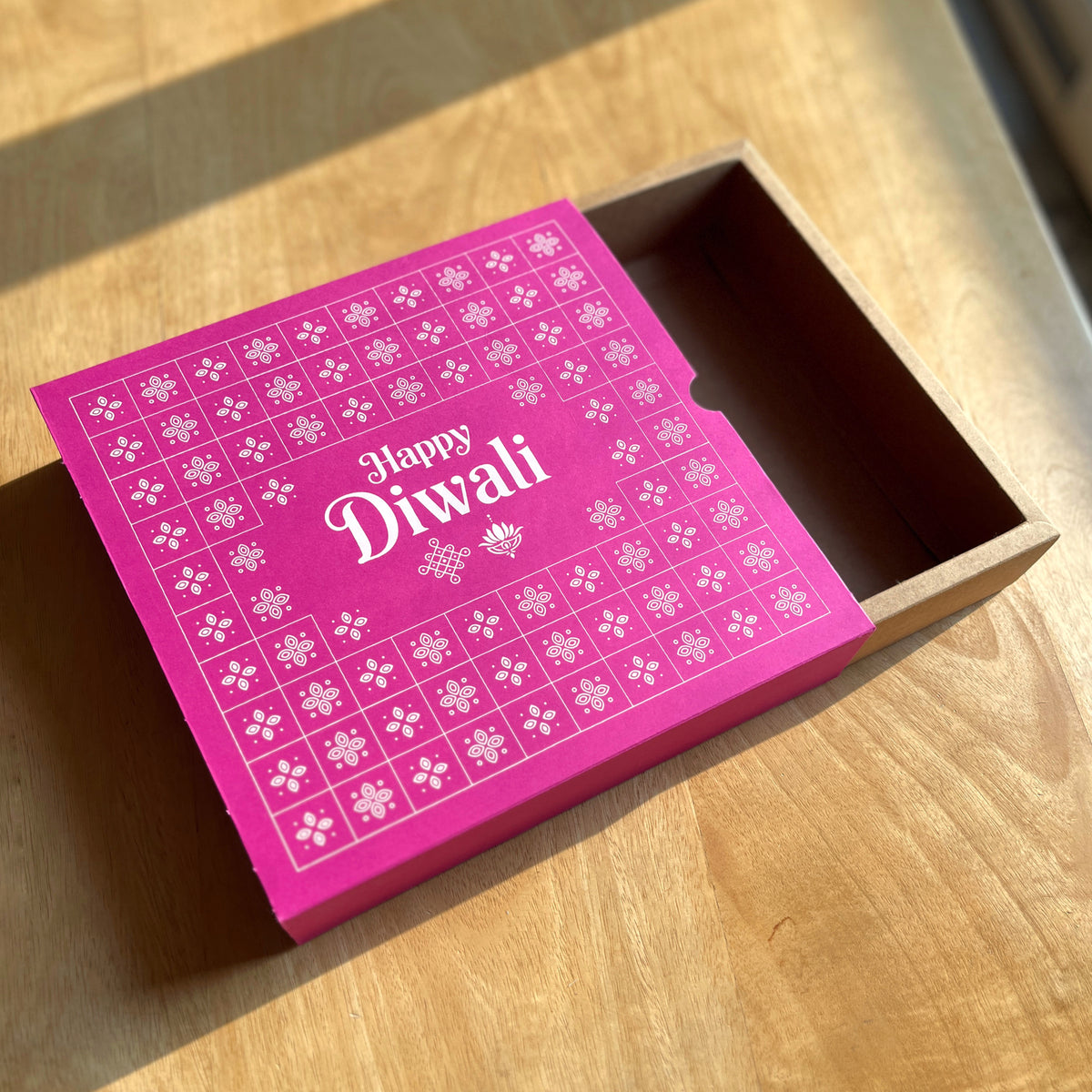 9 X 9 X 2 DIWALI 26 (SC) SLIDE BOX