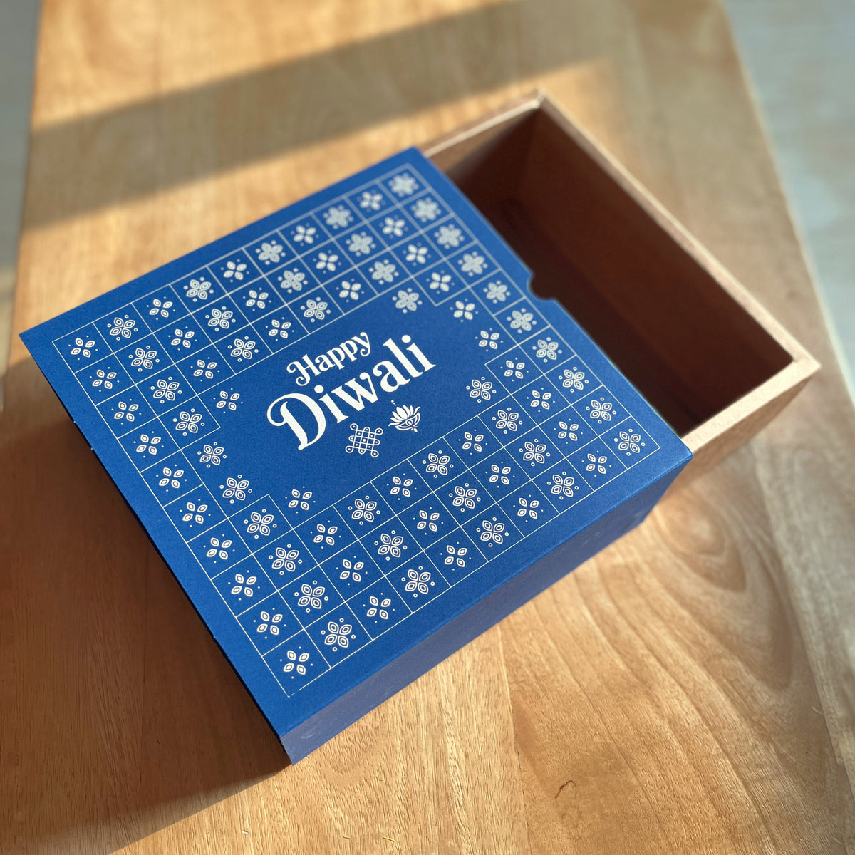9 X 9 X 3.25 DIWALI 26 (SC) SLIDE BOX