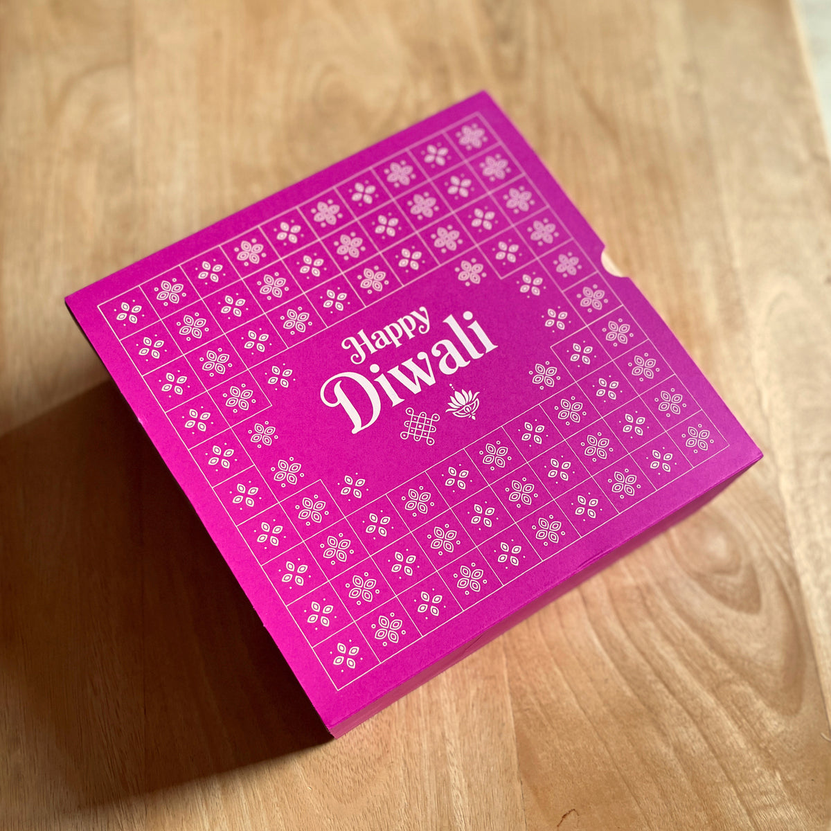 9 X 9 X 3.25 DIWALI 26 (SC) SLIDE BOX