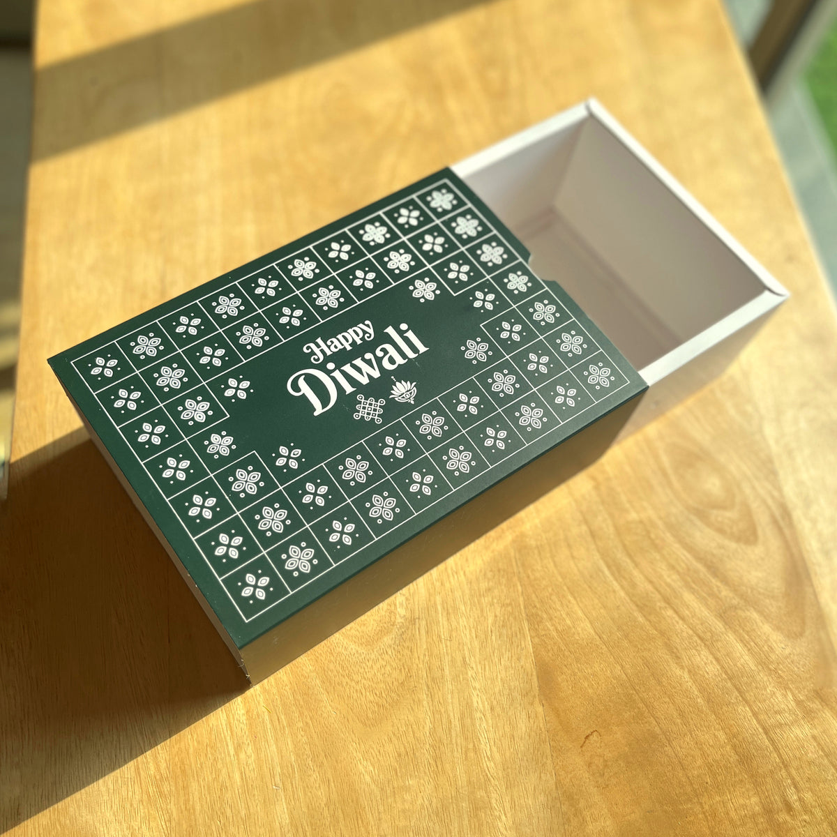9 X 6 X 3.25 DIWALI 26 (SC) SLIDE BOX