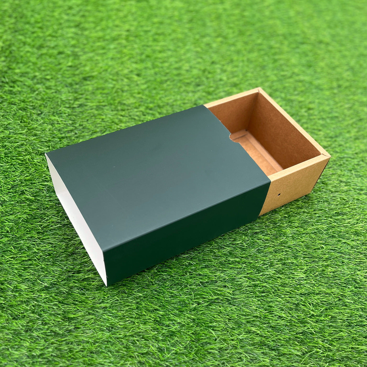 FESTIVE SLIDE BOX (9 X 6 X 3.25)