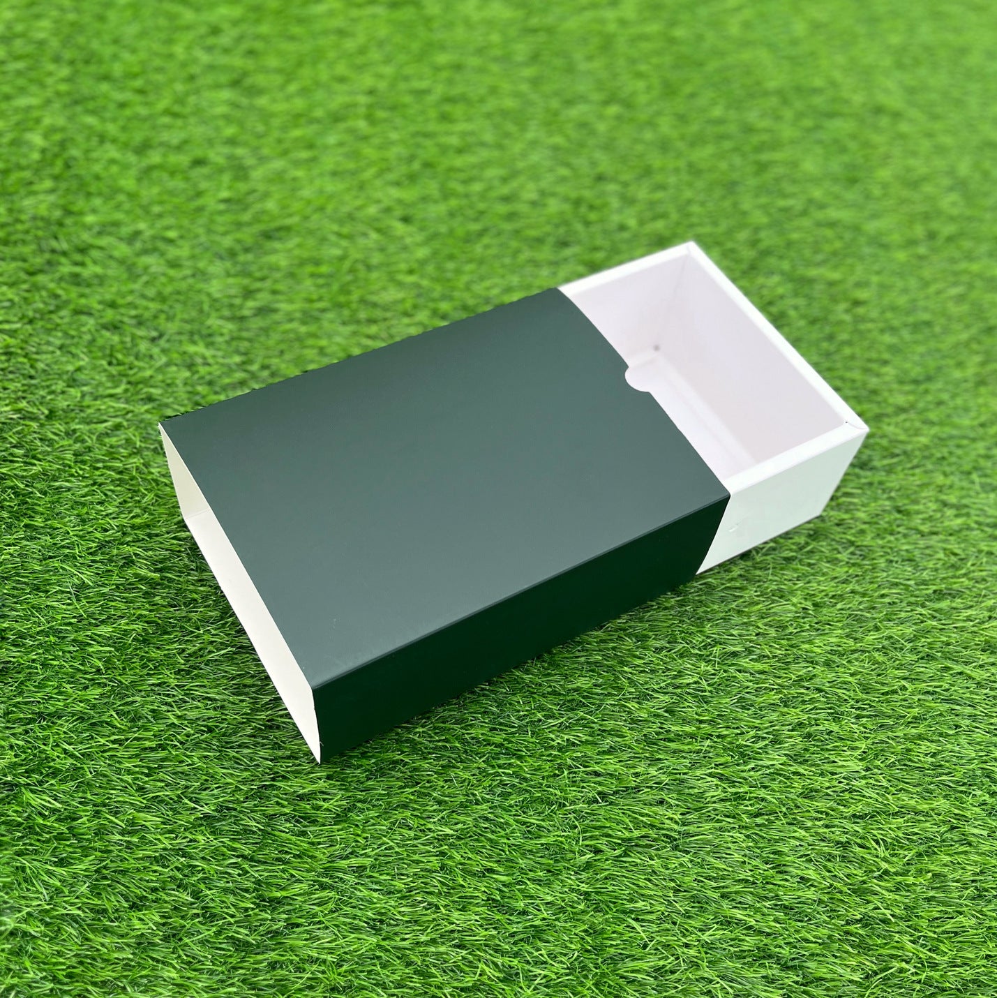 FESTIVE SLIDE BOX (9 X 6 X 3.25)