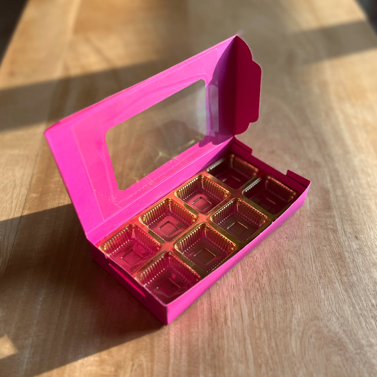 8 PC CHOCOLATE WINDOW BOX