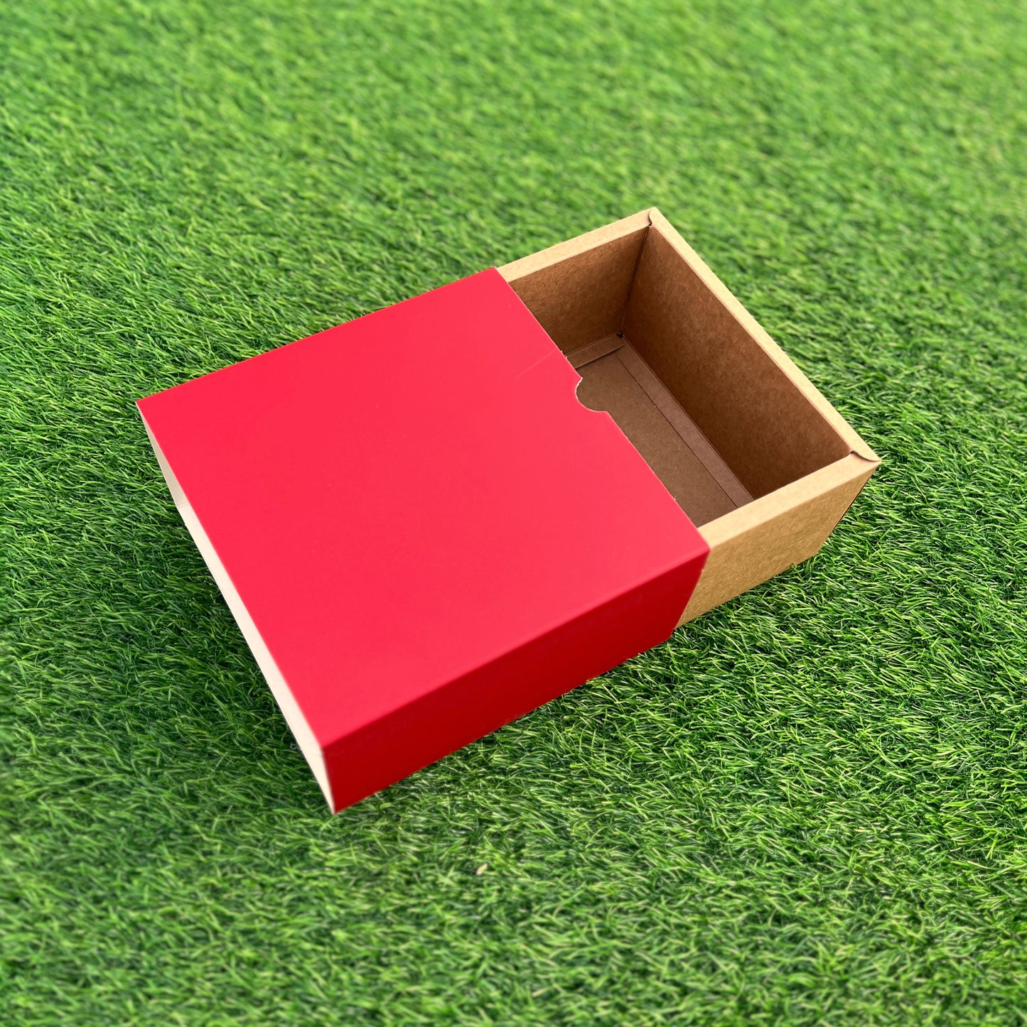 FESTIVE SLIDE BOX (6 X 6 X 3.25)