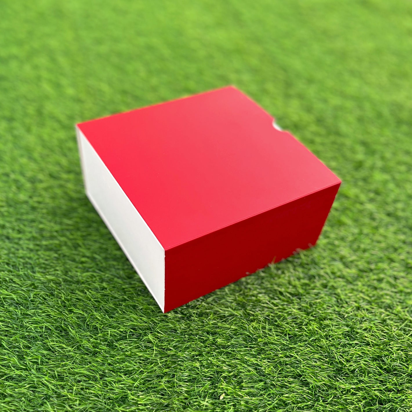 FESTIVE SLIDE BOX (6 X 6 X 3.25)
