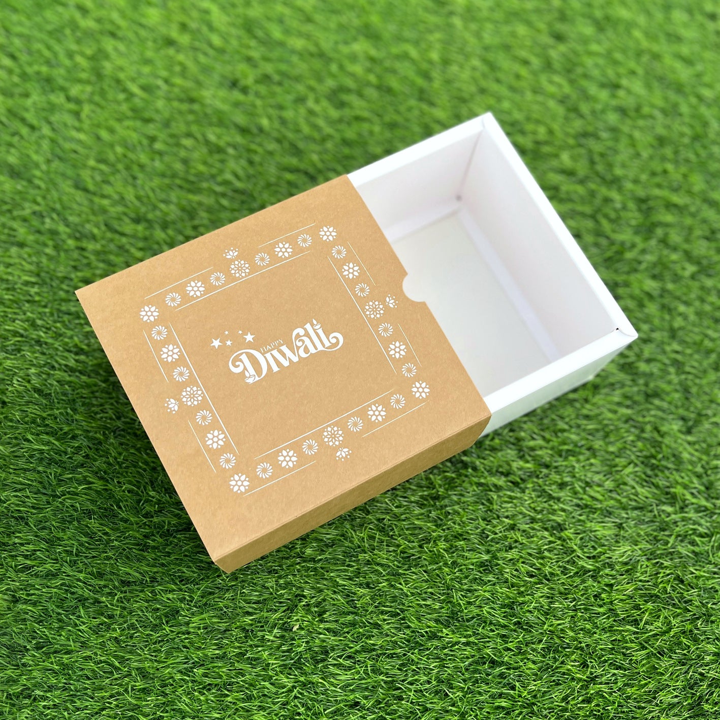 6 X 6 X 3.25 DIWALI 25 (SC) SLIDE BOX