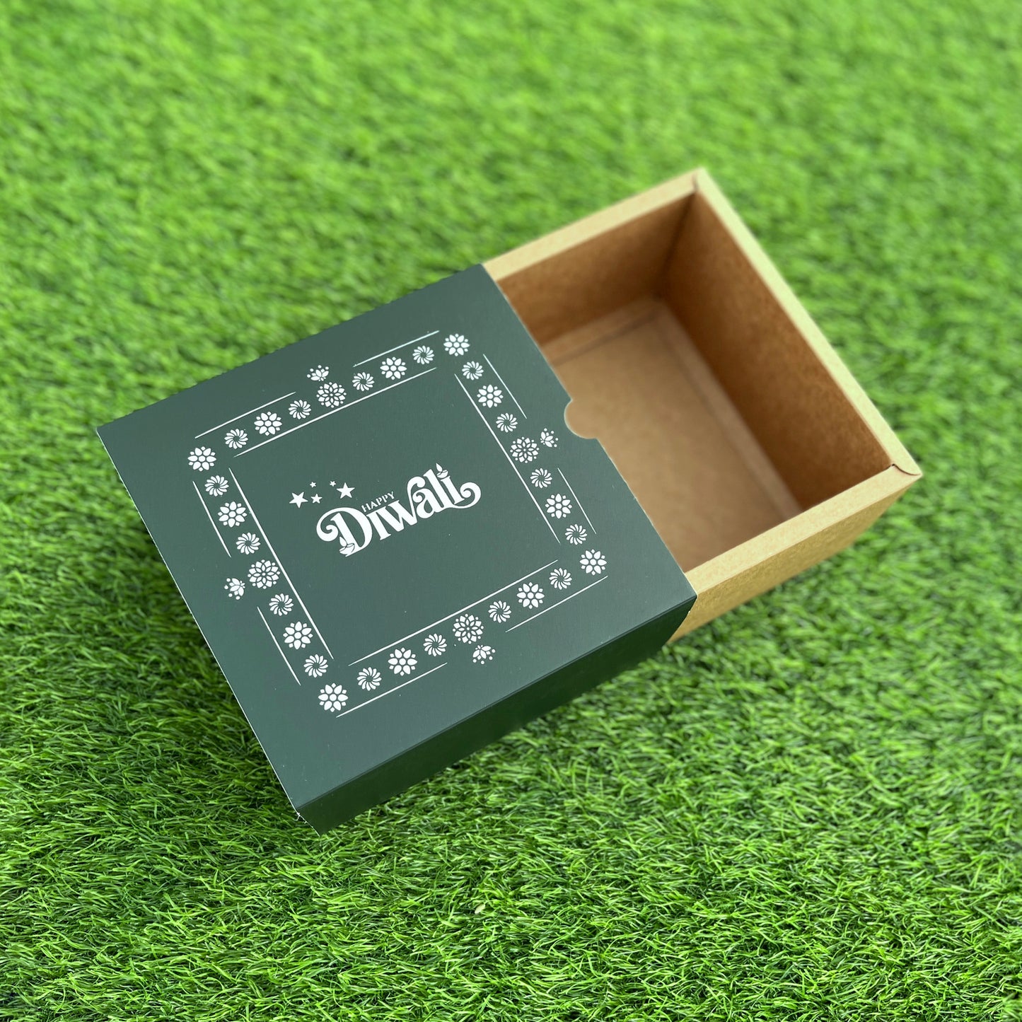 6 X 6 X 3.25 DIWALI 25 (SC) SLIDE BOX