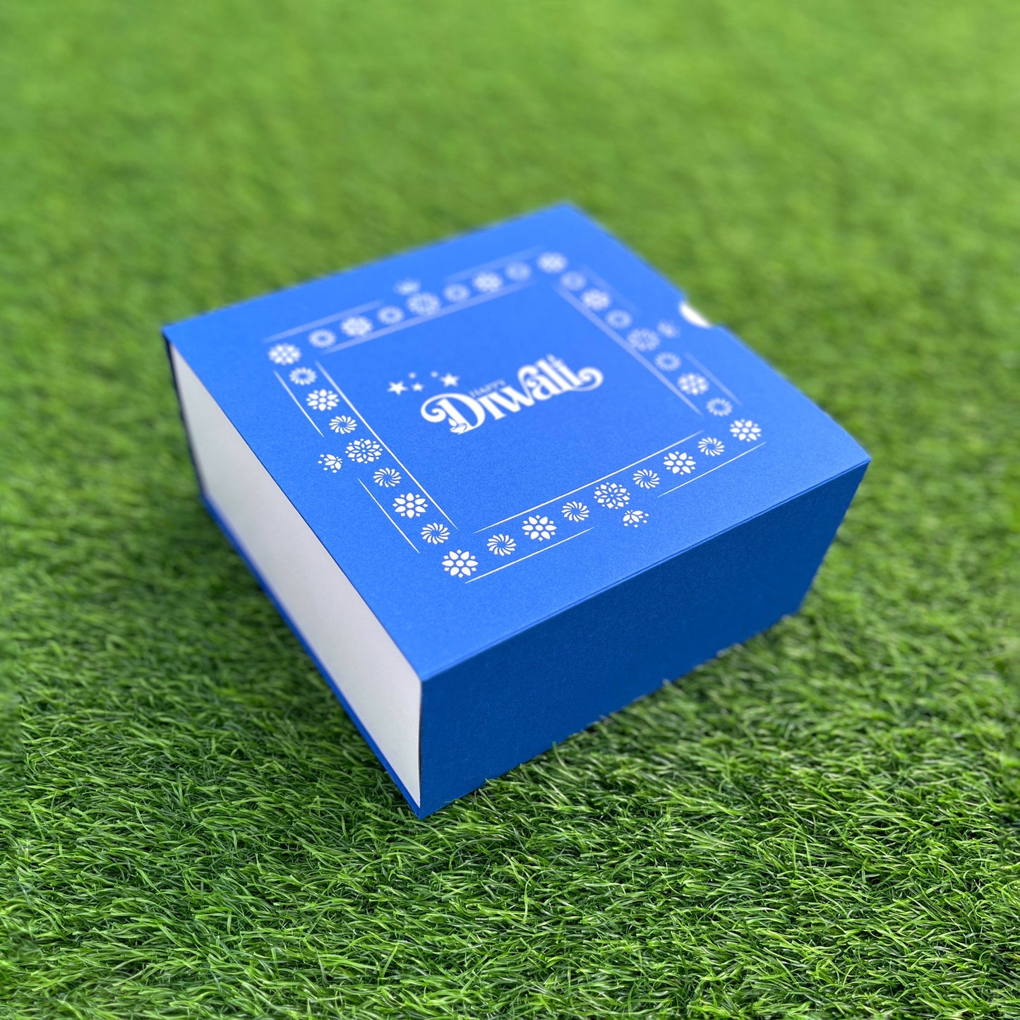6 X 6 X 3.25 DIWALI 25 (SC) SLIDE BOX