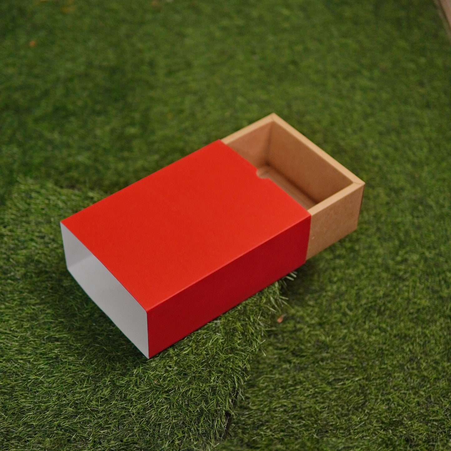 FESTIVE SLIDE BOX (9 X 6 X 3.25)