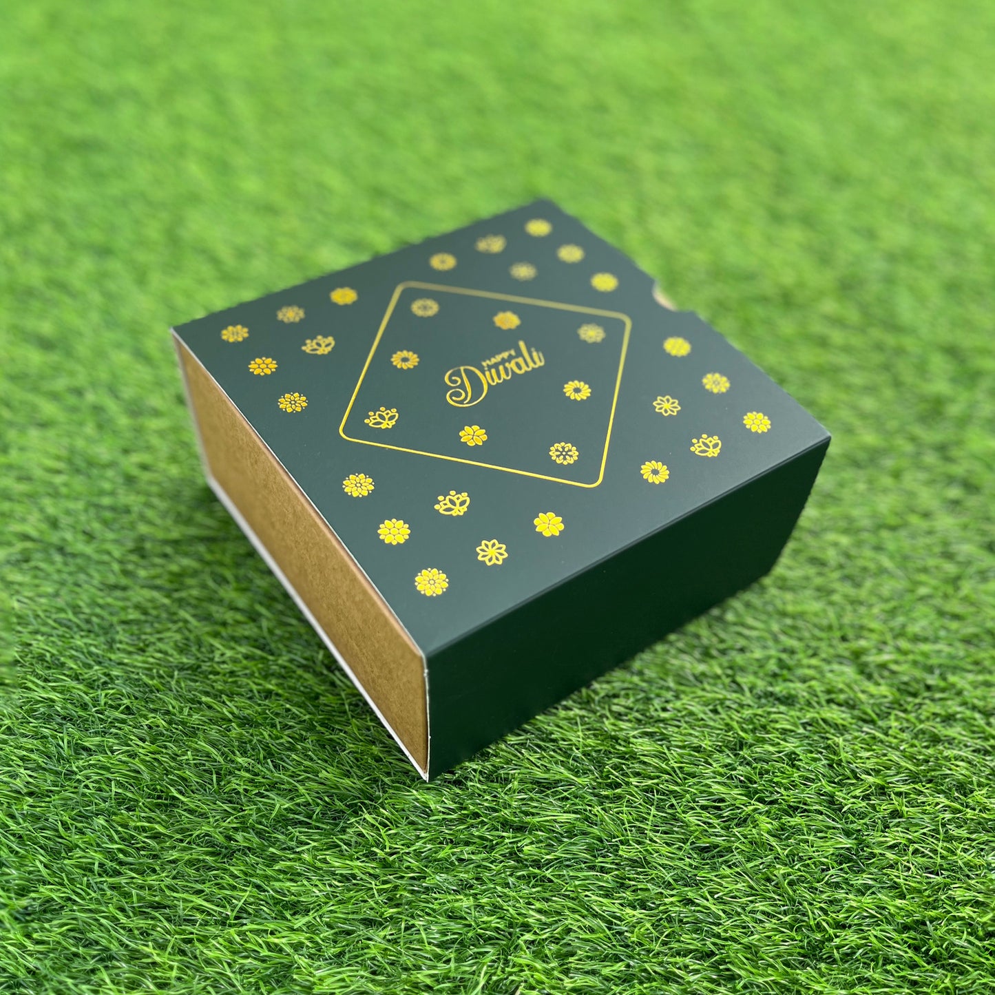 6 X 6 X 3.25 DIWALI 25 (G) SLIDE BOX