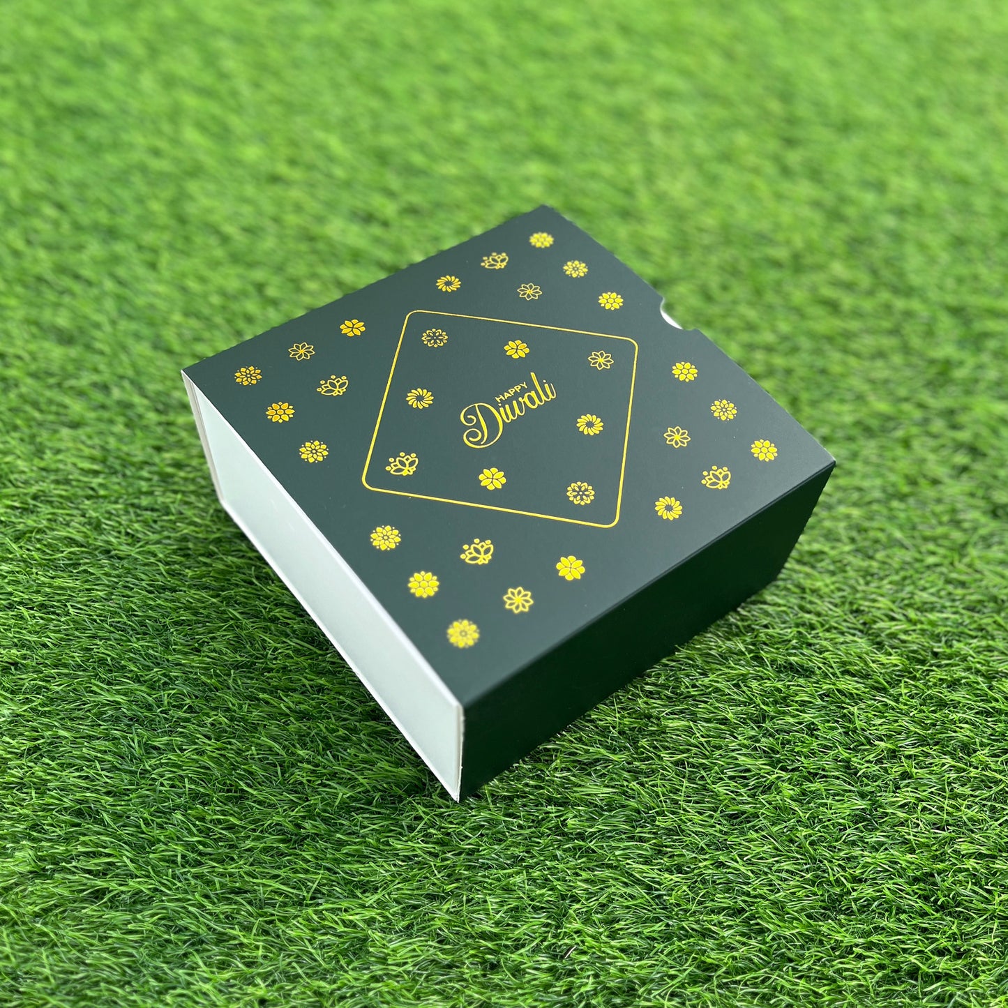 6 X 6 X 3.25 DIWALI 25 (G) SLIDE BOX