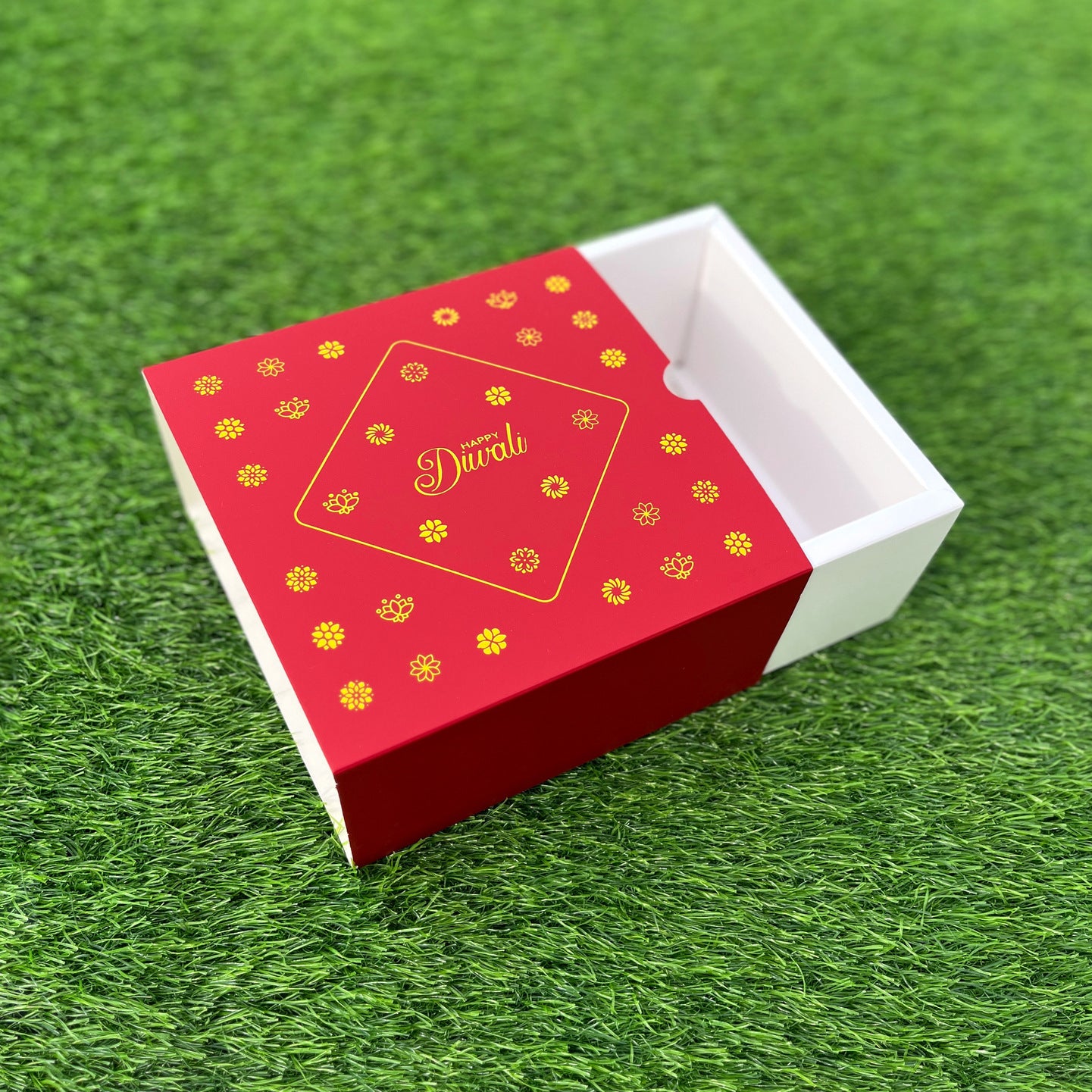 6 X 6 X 3.25 DIWALI 25 (G) SLIDE BOX