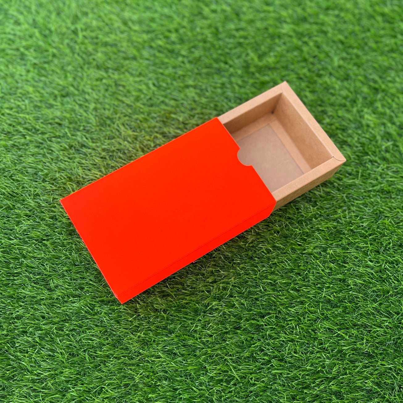 FESTIVE SLIDE BOX (6 X 3 X 2)