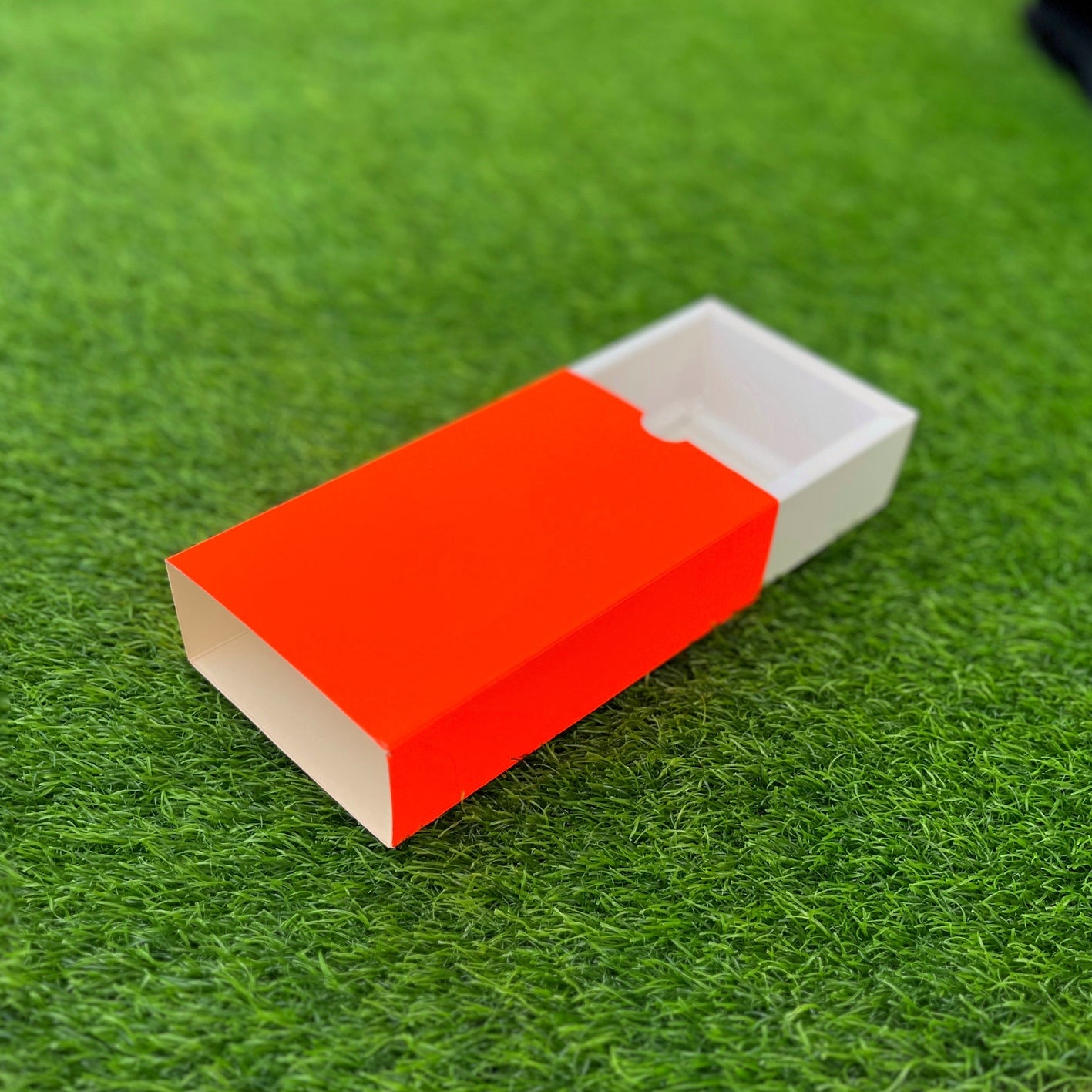 FESTIVE SLIDE BOX (6 X 3 X 2)