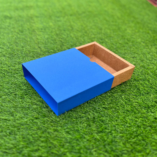 FESTIVE SLIDE BOX (6 X 6 X 2)
