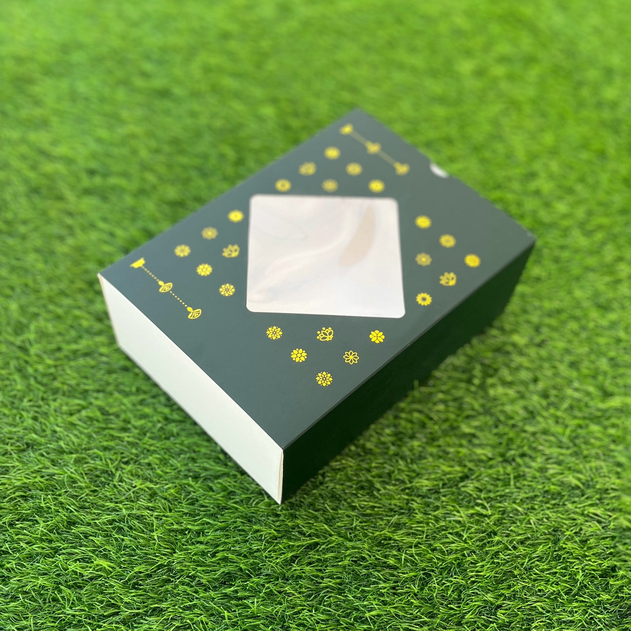 9 X 6 X 3.25 DIWALI 25 (G) SLIDE WINDOW BOX