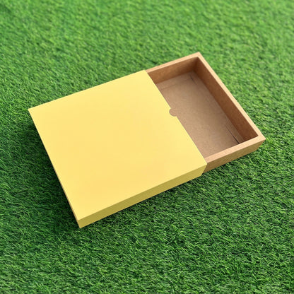 FESTIVE SLIDE BOX (9 X 9 X 2)