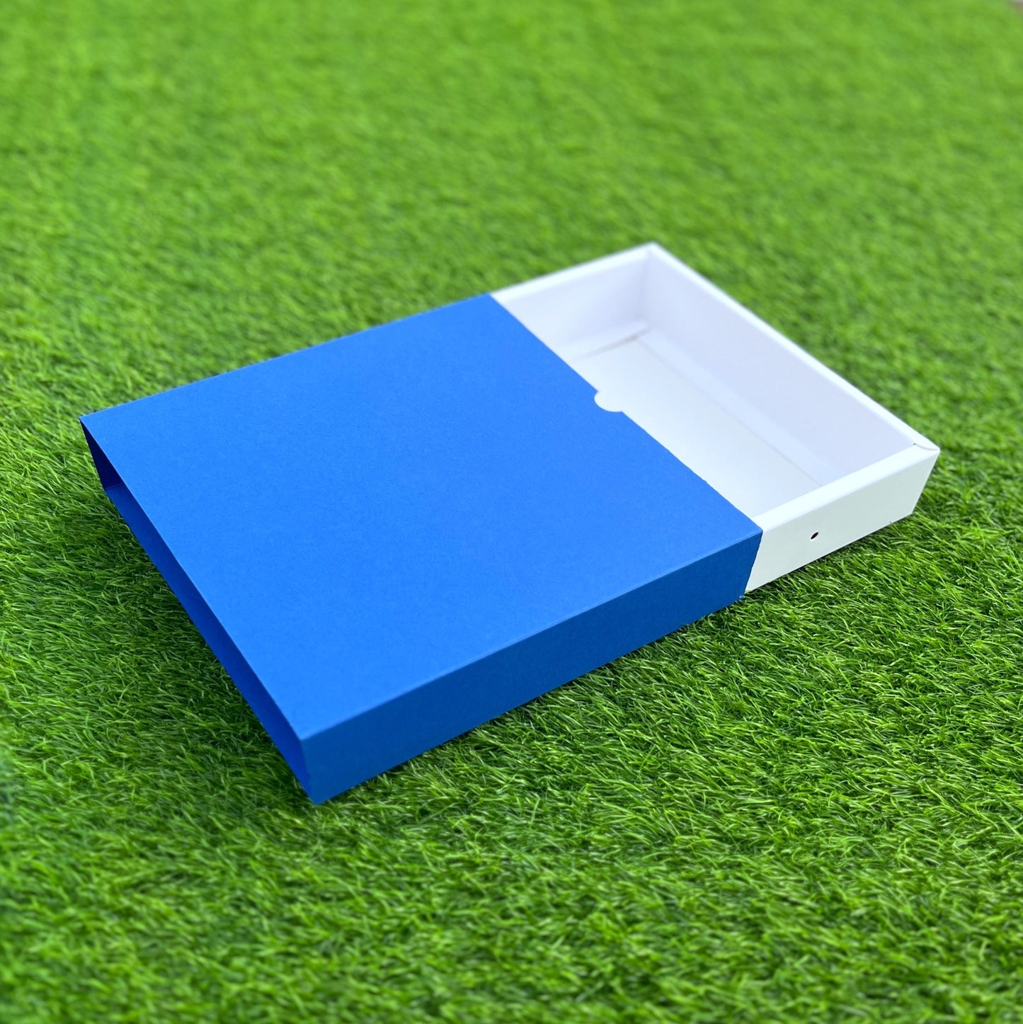 FESTIVE SLIDE BOX (9 X 9 X 2)