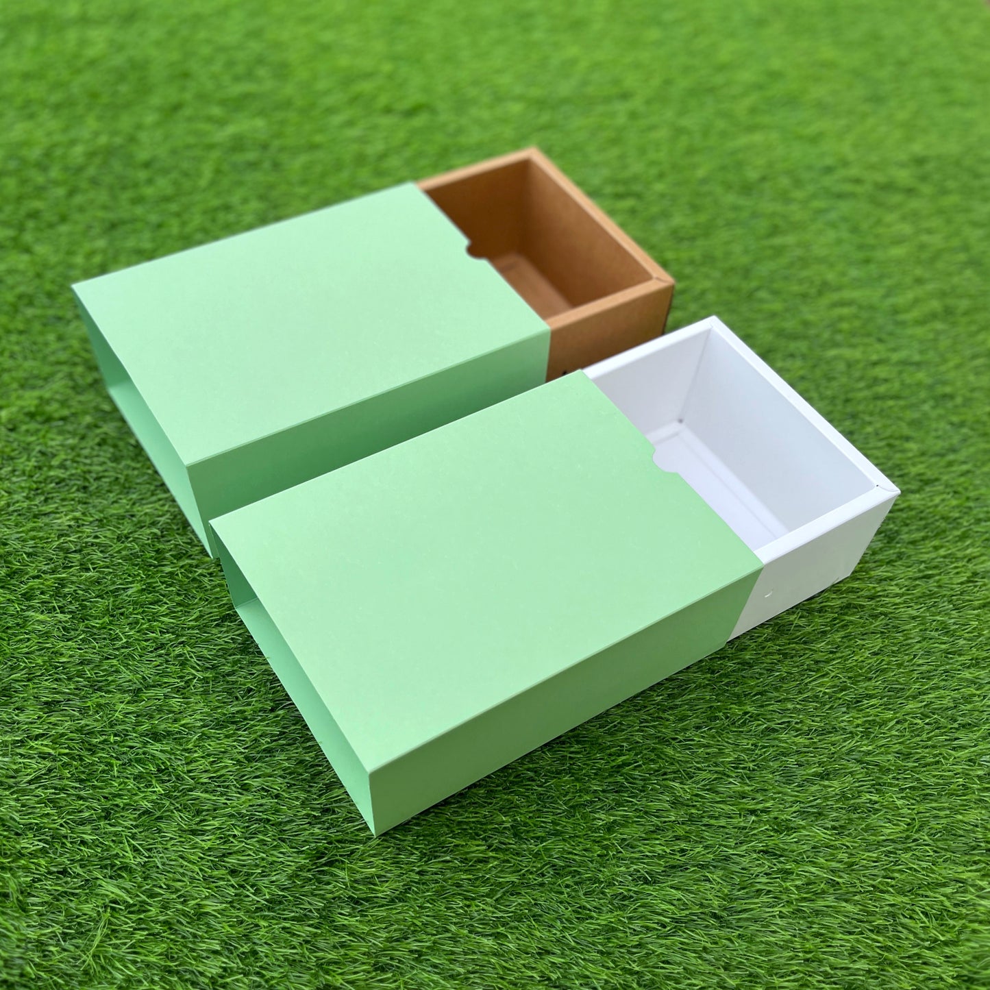 FESTIVE SLIDE BOX (9 X 6 X 3.25)
